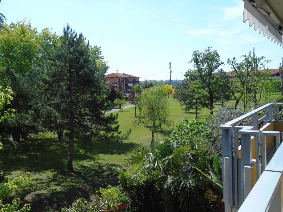 Discovery Flat With Pool & Bikes Apartment Sirmione Bagian luar foto