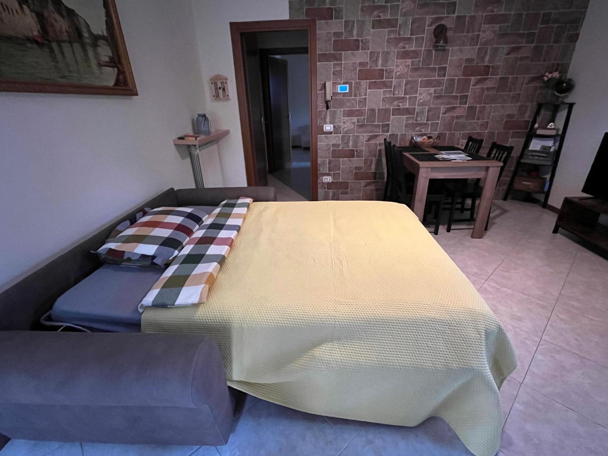 Discovery Flat With Pool & Bikes Apartment Sirmione Bagian luar foto
